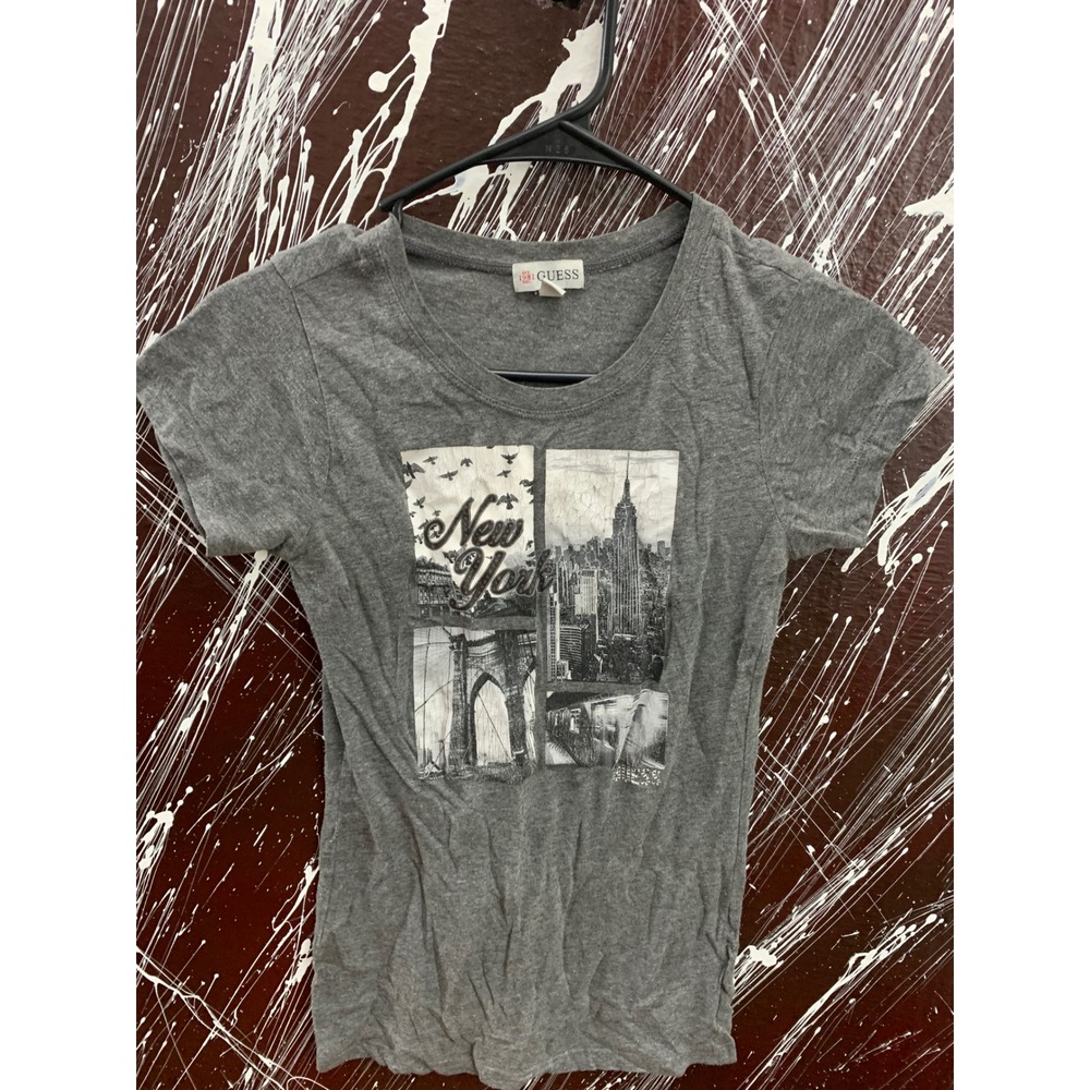 Guess New York City Graphic Tee Gray Short Sleeve NYC Collage Shirt XS